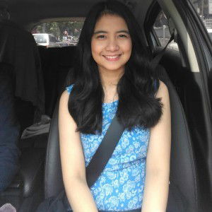 Silviana Poetri profile icon