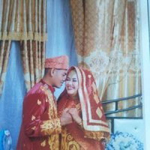 Yuni Silvia Silvia profile icon