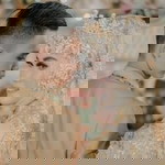 Ratna Sari profile icon