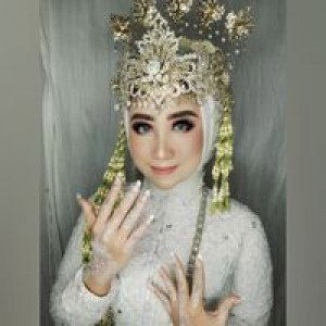 Anggia Tri Wury profile icon