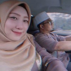 Zue Zakaria profile icon