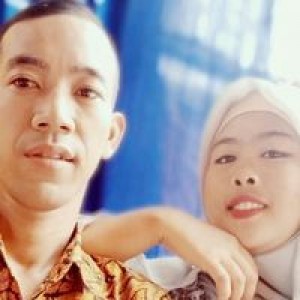 Popy Octaviani profile icon