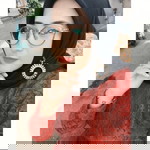 indri Ariani profile icon