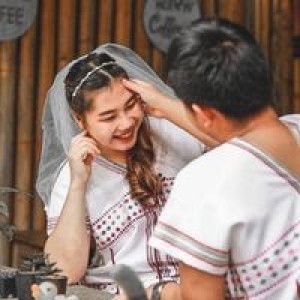 เพียง' หลาว profile icon