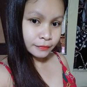 Lynie Cabaluna profile icon