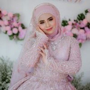 Nunu Apichaya profile icon