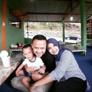 Frida Kurnia Wisudawati profile icon