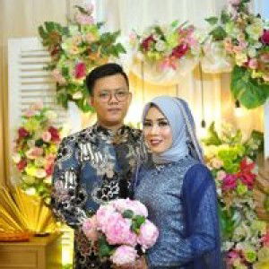 Melly Susanti profile icon