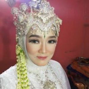 Rina Nuraeni profile icon