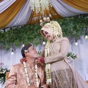 Tyaz Ezthi profile icon