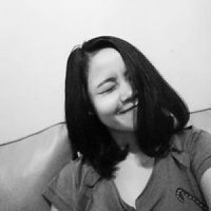 Yola Listiani profile icon