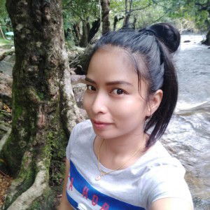 อภิญญา ถนอมเงิน profile icon