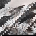 Ria Anjar Waningsih profile icon