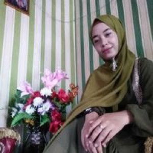 Dian Purnaningsih profile icon