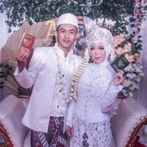 AnisAmanati profile icon