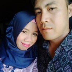 Dheasy Novianty profile icon