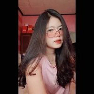 Julia Maulani Mahardicka profile icon