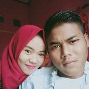 Riska Hetini profile icon