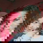 Riska Hetini profile icon