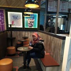 Indah Prastiningsih profile icon