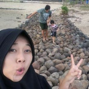 Novia Widya Utami profile icon