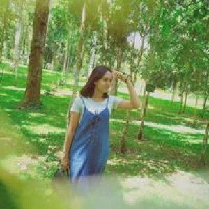 Putu Ayunda profile icon