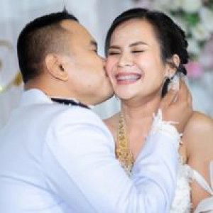 LoveFullmoon Unthong profile icon