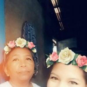 Eva Estremadura De Vera profile icon