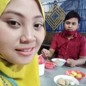 Silvani Eka profile icon