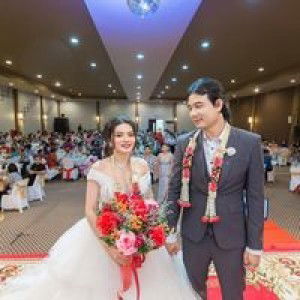 Charnwit Reakwan profile icon