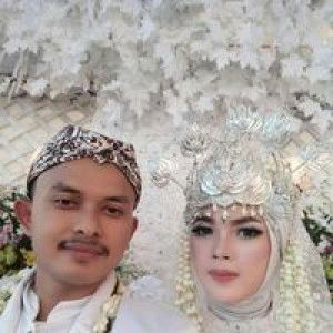 Isun Sumiati profile icon