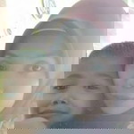 Desia Rizky profile icon
