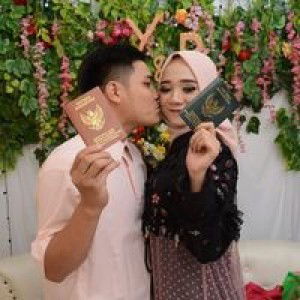 Putri Dimas profile icon