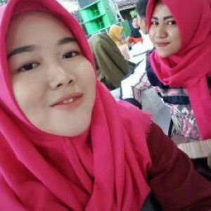 Sulis Nandhifah profile icon