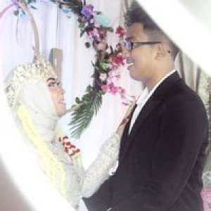 Dewi Darma profile icon