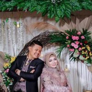 Yeni Andriani profile icon