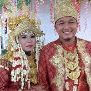 Dewi Sartika profile icon