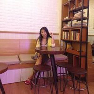 Intan Eka Putri profile icon