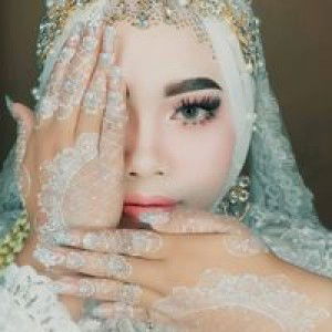 Laila Majeni profile icon