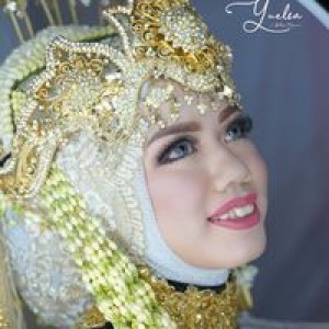 Eka Fitriani profile icon