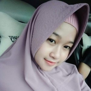 Erma Wati profile icon