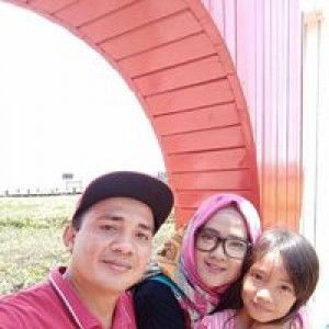 Mbak Mutia Vivi Cowek profile icon