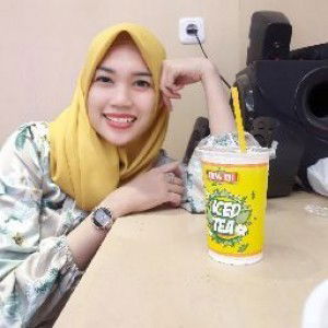 Restuti Afrilia profile icon