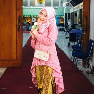 Ika Puji Lestari profile icon