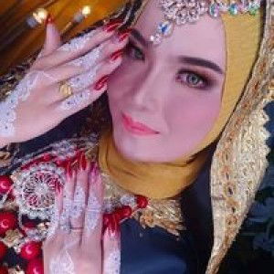 Ayu Pratama profile icon