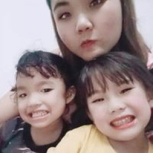 Kim Rujearat profile icon