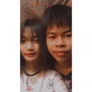 พลอย สวย' profile icon