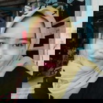 tria agustina profile icon