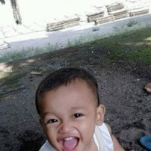 Dwi Suryanti profile icon