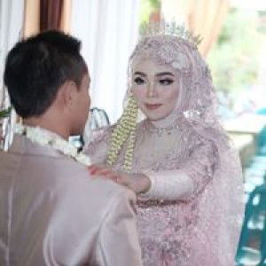 Mery Intan profile icon